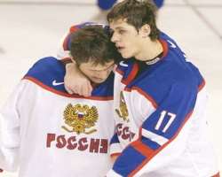 The player was involved in a feud with Evgeni Malkin. Both were good friends until Ovechkin punched Malkin's Russian agent, Gennady Ushakov. However, 
